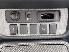 New 2019  Mitsubishi Outlander Plug-In Hybrid 4d SUV AWC SEL at Promax Motors near Davenport, IA