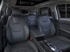 New 2020  Ford Edge 4d SUV AWD Titanium at Promax Motors near Davenport, IA