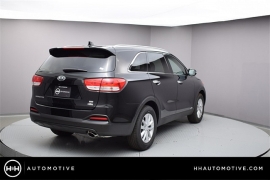 New 2018  Kia Sorento 4d SUV AWD LX at Promax Motors near Davenport, IA