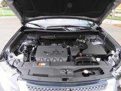 New 2019  Mitsubishi Outlander 4d SUV FWD SE at Promax Motors near Davenport, IA