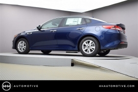New 2018  Kia Optima 4d Sedan LX at Promax Motors near Davenport, IA