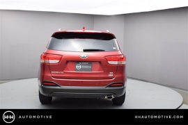 New 2018  Kia Sorento 4d SUV FWD LX at Promax Motors near Davenport, IA