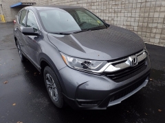 New 2018  Honda CR-V 4d SUV AWD LX at Promax Motors near Davenport, IA