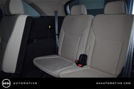 New 2018  Kia Sorento 4d SUV AWD LX at Promax Motors near Davenport, IA