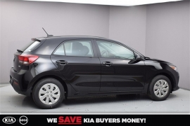New 2018  Kia Rio 5-Door 5d Hatchback LX Auto at Promax Motors near Davenport, IA