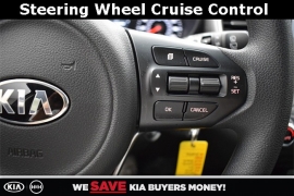 New 2018  Kia Sorento 4d SUV FWD LX at Promax Motors near Davenport, IA