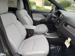 New 2019  Mitsubishi Outlander Plug-In Hybrid 4d SUV AWC SEL at Promax Motors near Davenport, IA