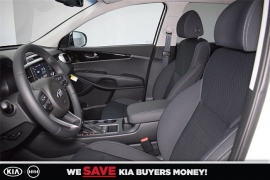 New 2018  Kia Sorento 4d SUV AWD LX at Promax Motors near Davenport, IA