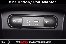 New 2018  Kia Sorento 4d SUV FWD LX at Promax Motors near Davenport, IA