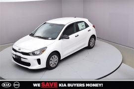 New 2018  Kia Rio 5-Door 5d Hatchback LX 6spd at Promax Motors near Davenport, IA