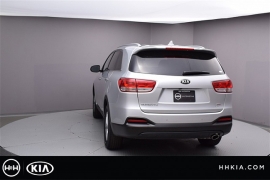 New 2018  Kia Sorento 4d SUV AWD LX at Promax Motors near Davenport, IA