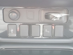 New 2019  Mitsubishi Outlander 4d SUV FWD SE at Promax Motors near Davenport, IA