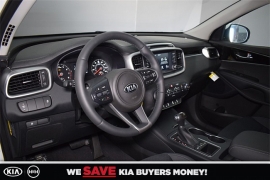 New 2018  Kia Sorento 4d SUV AWD LX at Promax Motors near Davenport, IA