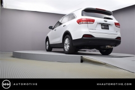 New 2018  Kia Sorento 4d SUV AWD LX at Promax Motors near Davenport, IA