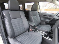 New 2019  Mitsubishi Outlander 4d SUV AWC SE at Promax Motors near Davenport, IA