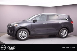New 2018  Kia Sorento 4d SUV FWD LX at Promax Motors near Davenport, IA