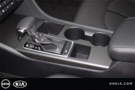 New 2018  Kia Optima 4d Sedan LX at Promax Motors near Davenport, IA