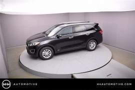 New 2018  Kia Sorento 4d SUV AWD LX at Promax Motors near Davenport, IA