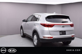 New 2018  Kia Sportage 4d SUV FWD LX at Promax Motors near Davenport, IA