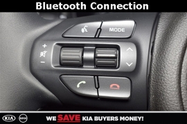 New 2018  Kia Sorento 4d SUV FWD LX at Promax Motors near Davenport, IA