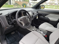 New 2019  Mitsubishi Outlander Plug-In Hybrid 4d SUV AWC SEL at Promax Motors near Davenport, IA