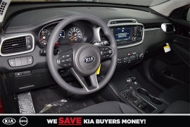 New 2018  Kia Sorento 4d SUV FWD LX at Promax Motors near Davenport, IA