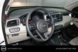 New 2018  Kia Sorento 4d SUV AWD LX at Promax Motors near Davenport, IA