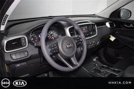 New 2018  Kia Sorento 4d SUV FWD LX V6 at Promax Motors near Davenport, IA