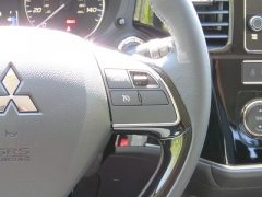 New 2019  Mitsubishi Outlander 4d SUV AWC SE at Promax Motors near Davenport, IA