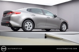 New 2018  Kia Optima 4d Sedan LX at Promax Motors near Davenport, IA
