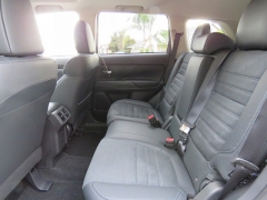 New 2019  Mitsubishi Outlander 4d SUV FWD SE at Promax Motors near Davenport, IA