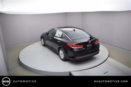 New 2018  Kia Optima 4d Sedan LX at Promax Motors near Davenport, IA