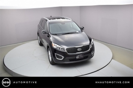 New 2018  Kia Sorento 4d SUV FWD LX at Promax Motors near Davenport, IA