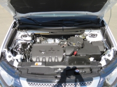 New 2019  Mitsubishi Outlander 4d SUV AWC SE at Promax Motors near Davenport, IA