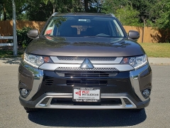 New 2019  Mitsubishi Outlander 4d SUV FWD SEL at Promax Motors near Davenport, IA
