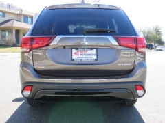 New 2019  Mitsubishi Outlander FWD at Promax Motors near Davenport, IA