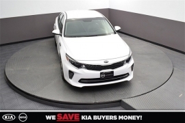 New 2018  Kia Optima 4d Sedan S at Promax Motors near Davenport, IA