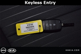 New 2018  Kia Sportage 4d SUV FWD LX at Promax Motors near Davenport, IA