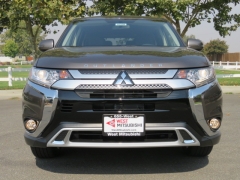 New 2019  Mitsubishi Outlander 4d SUV AWC SE at Promax Motors near Davenport, IA