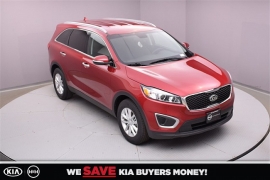 New 2018  Kia Sorento 4d SUV FWD LX at Promax Motors near Davenport, IA