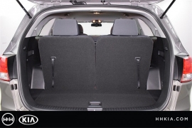 New 2018  Kia Sorento 4d SUV FWD LX at Promax Motors near Davenport, IA