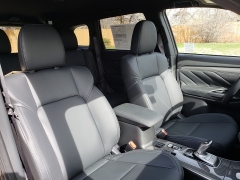 New 2019  Mitsubishi Outlander Plug-In Hybrid 4d SUV AWC SEL at Promax Motors near Davenport, IA