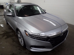 New 2018  Honda Accord Sedan 4d Touring 1&period;5L at Promax Motors near Davenport&comma; IA