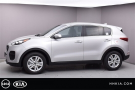 New 2018  Kia Sportage 4d SUV FWD LX at Promax Motors near Davenport, IA