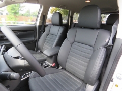 New 2019  Mitsubishi Outlander 4d SUV FWD SE at Promax Motors near Davenport, IA