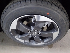 New 2018  Honda HR-V 4d SUV AWD EX at Promax Motors near Davenport, IA