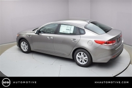 New 2018  Kia Optima 4d Sedan LX at Promax Motors near Davenport, IA