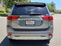 New 2019  Mitsubishi Outlander Plug-In Hybrid 4d SUV AWC GT at Promax Motors near Davenport, IA