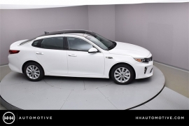 New 2018  Kia Optima 4d Sedan S at Promax Motors near Davenport, IA
