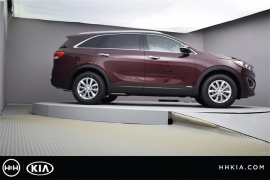 New 2018  Kia Sorento 4d SUV AWD LX at Promax Motors near Davenport, IA
